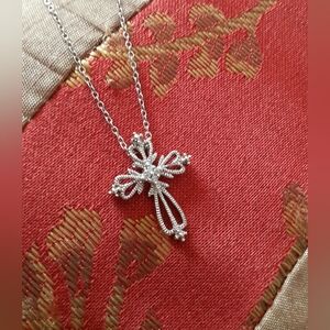 Elegant Sterling Silver Diamond Cross Pendant Necklace